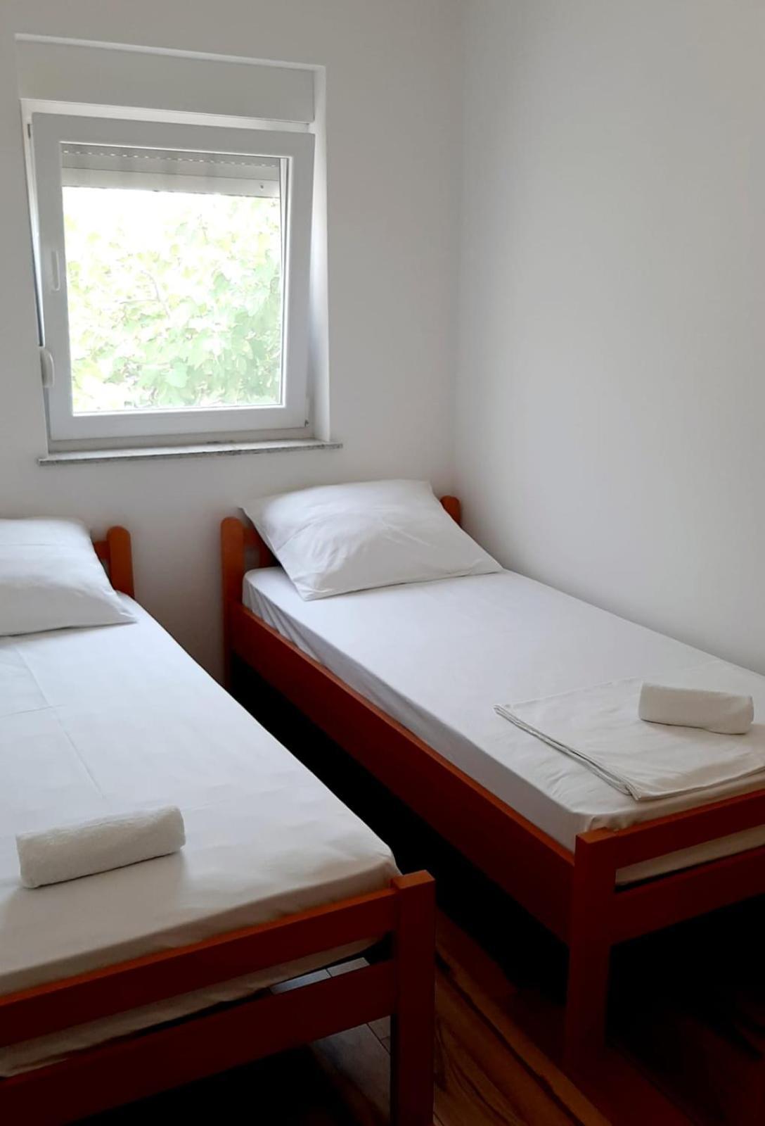 Apartments Maretic Mandre Rom bilde