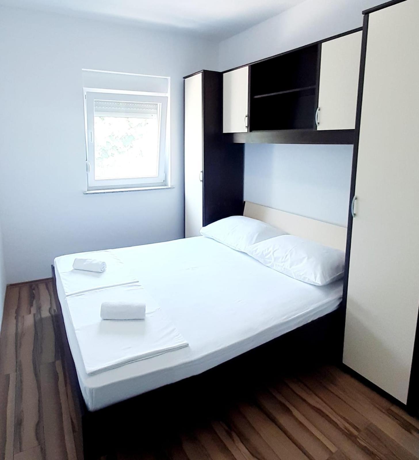 Apartments Maretic Mandre Rom bilde